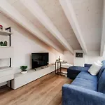 Amazing Attic On Harbour *