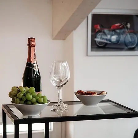 شقة Amazing Attic On Harbour كومو