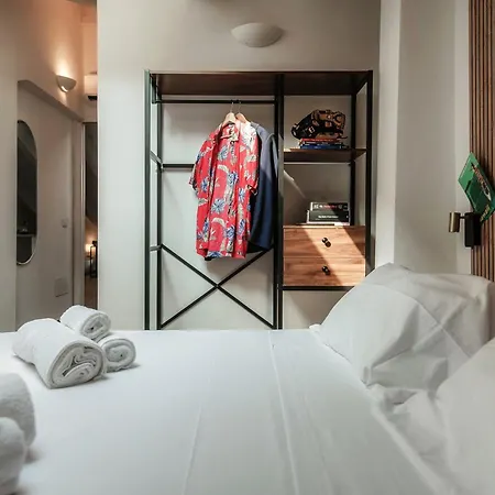 Amazing Attic On Harbour * 科莫