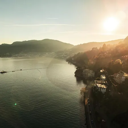 Apartamento Amazing Attic On Harbour Como