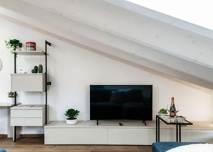 Daire Amazing Attic On Harbour