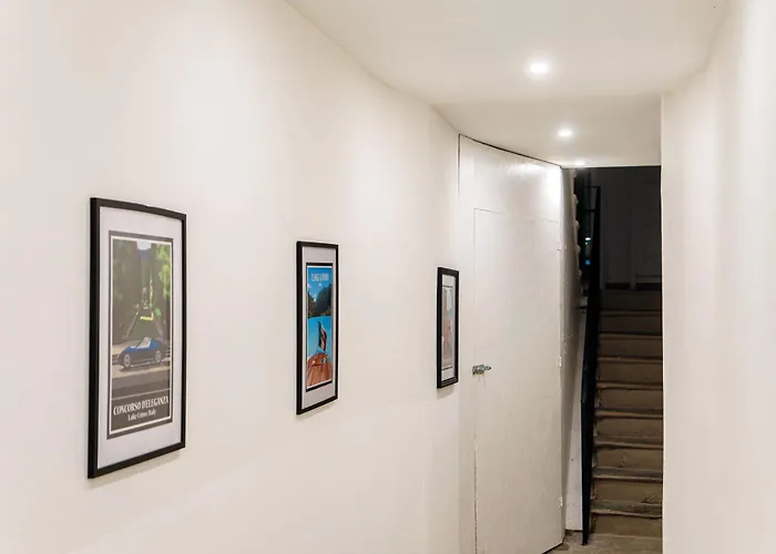 Daire Amazing Attic On Harbour Como