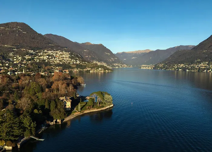 Amazing Attic On Harbour *