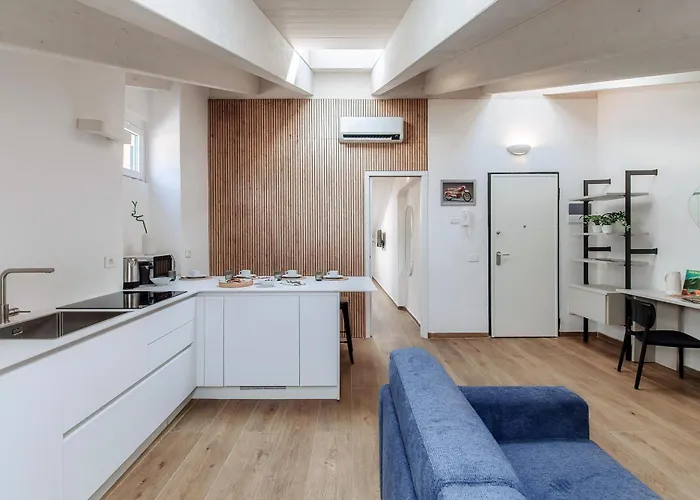 Апартаменты Amazing Attic On Harbour