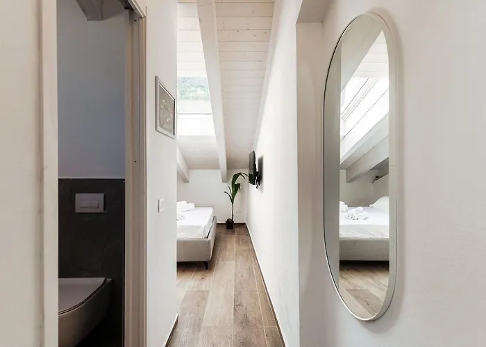 Amazing Attic On Harbour Апартаменты *