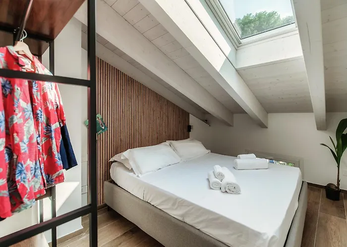 Апартаменты Amazing Attic On Harbour *